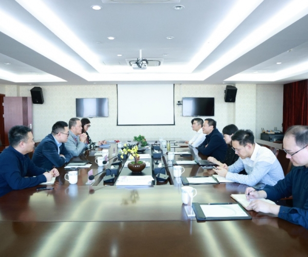 ���˾������տ�������ί��Ǯ�۸������ʶ�����