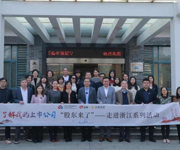 ���ɶ����ˡ��߽�uu�������˿��